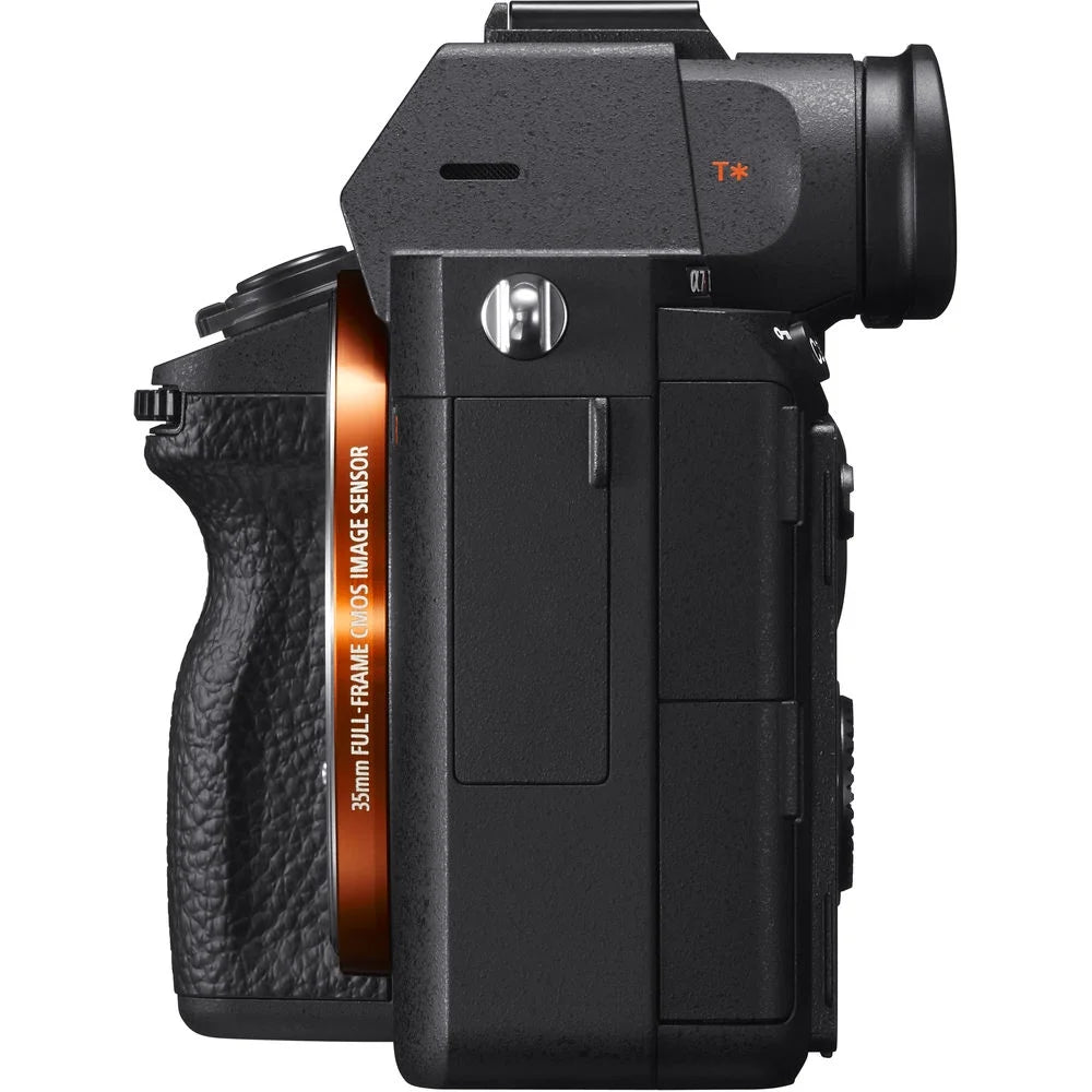 Mirrorless Digital Camera with 24-70mm Lens N95961