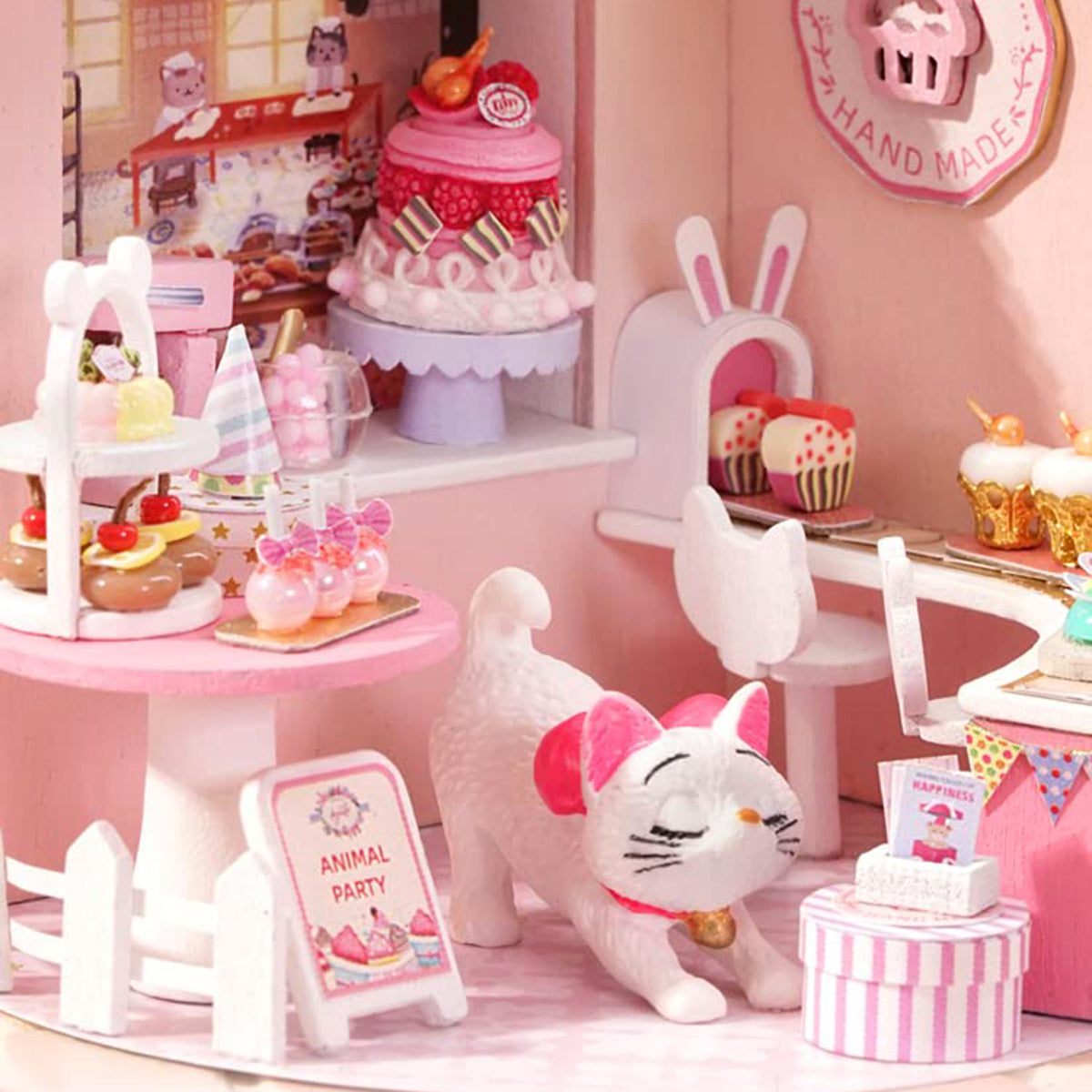 Witch's Room Miniature Dollhouse Kit with LED N57819