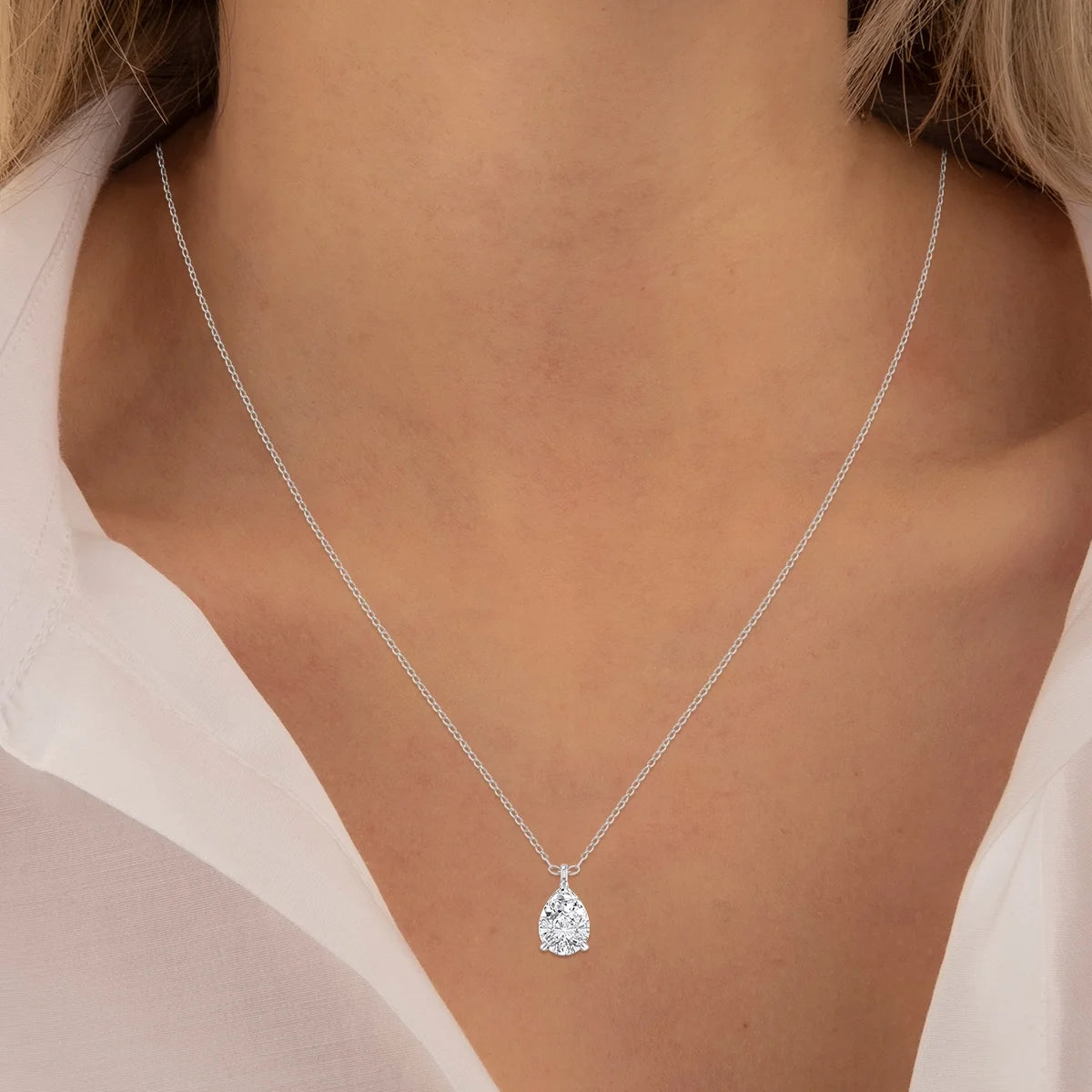 14K White Gold Pear Solitaire Diamond Pendant D86899