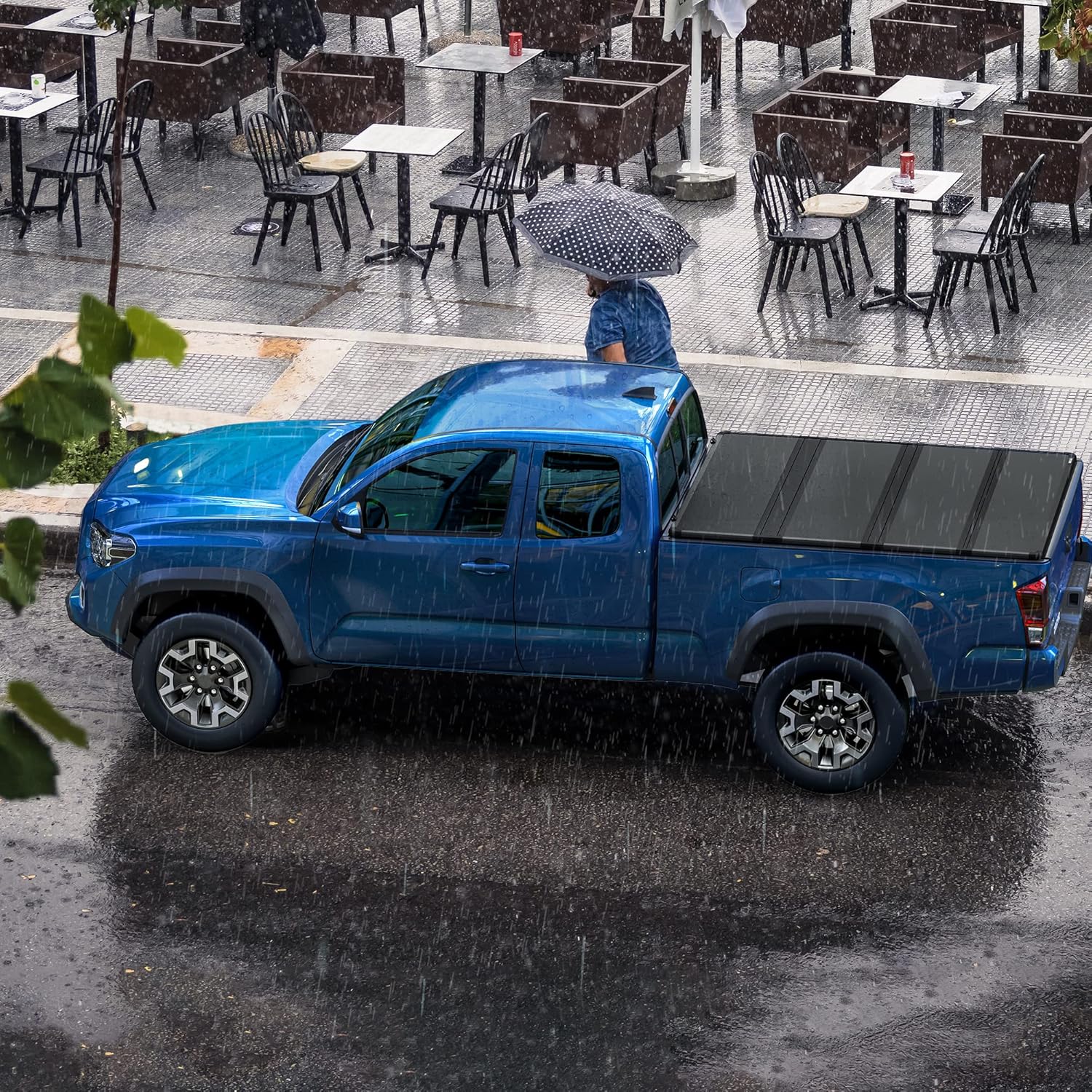 Hard Quad-fold Truck Bed Tonneau Cover O17335