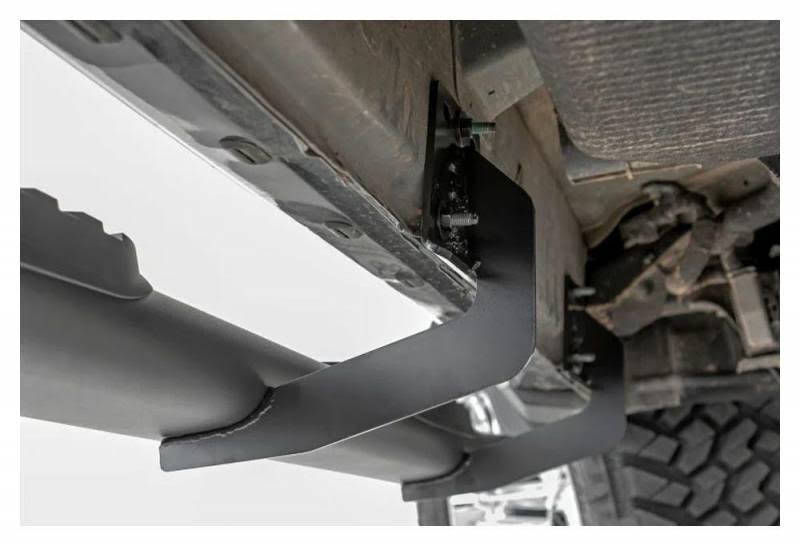 Oval Nerf Step Bars for Ram 1500 Crew Cab M696