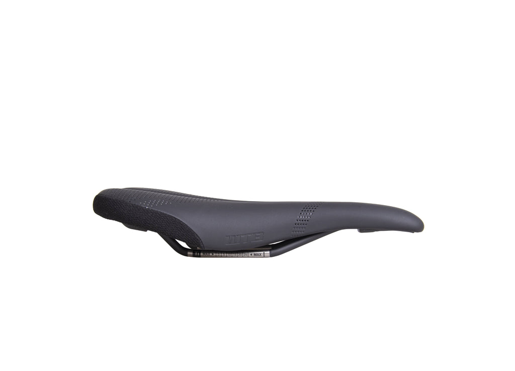 Titanium Black Medium Saddle J780