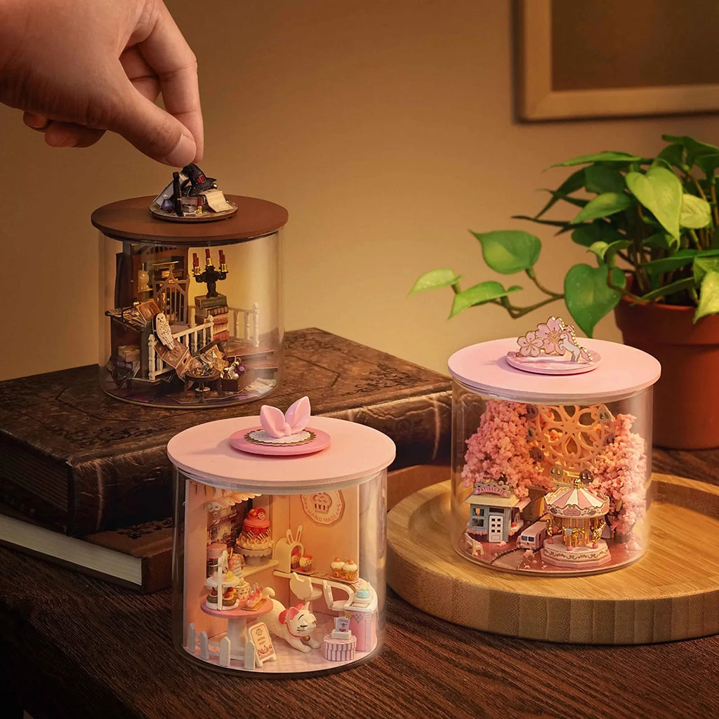 Witch's Room Miniature Dollhouse Kit with LED N57819
