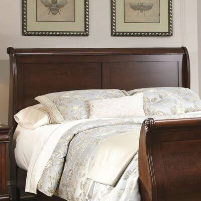 Red Queen Sleigh Bed L993299