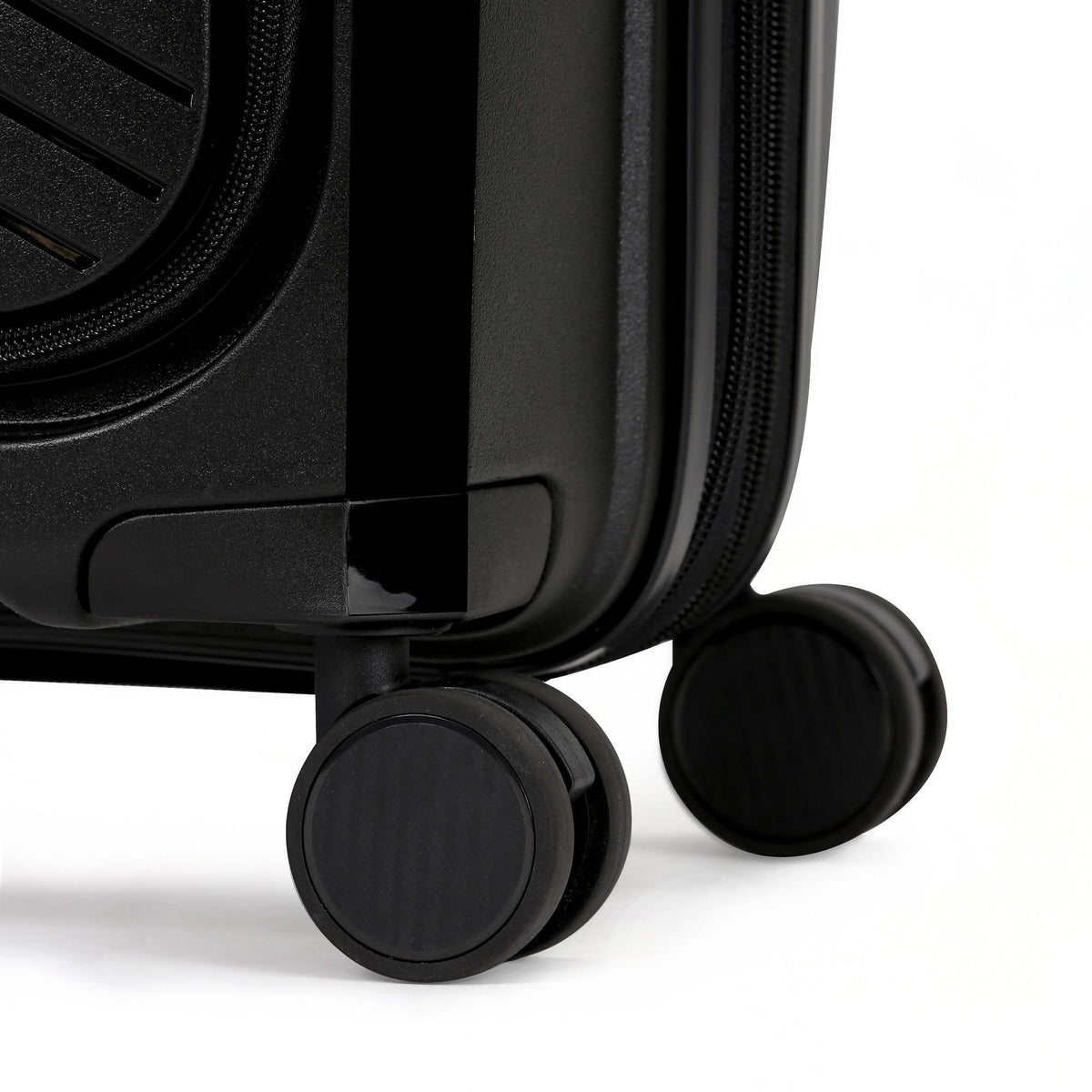 Black Hardside Expandable Carry On Suitcase S2235