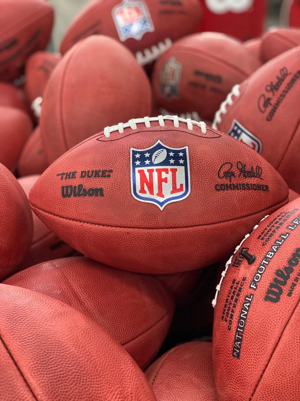 Official Leather Game Football O257143