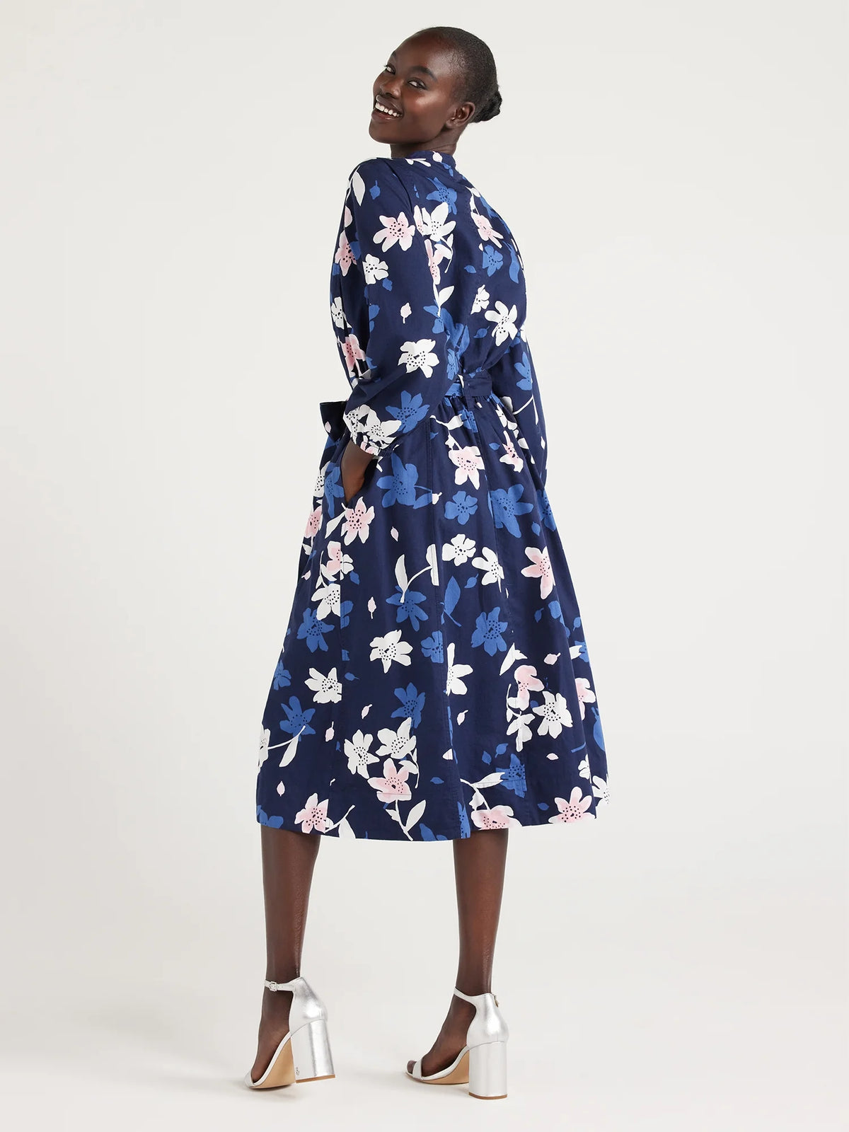Belted Midi Dress Y669946