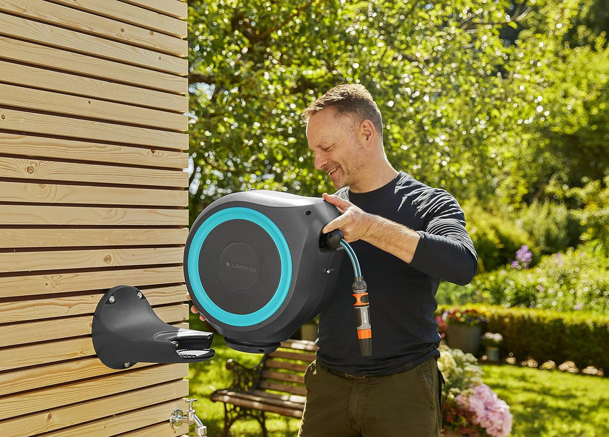 Wall Mounted Retractable Hose Reel 65 Ft I82017