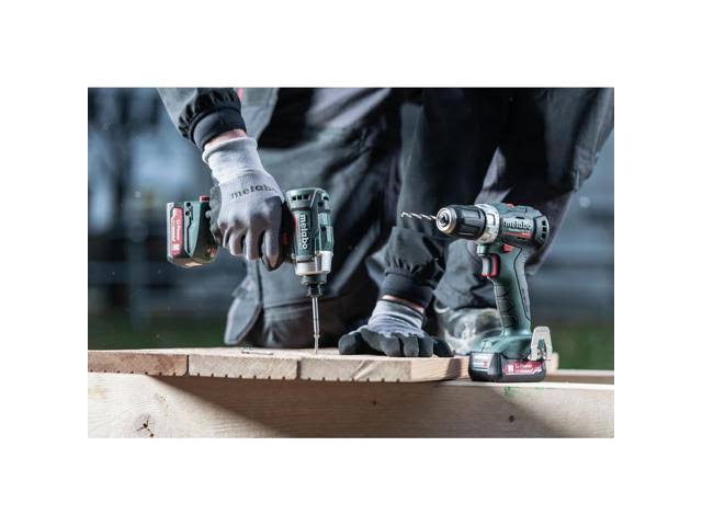 12V 4.0 Ah LiHD Cordless Impact Driver and Hammer Drill Combo Kit Y437975