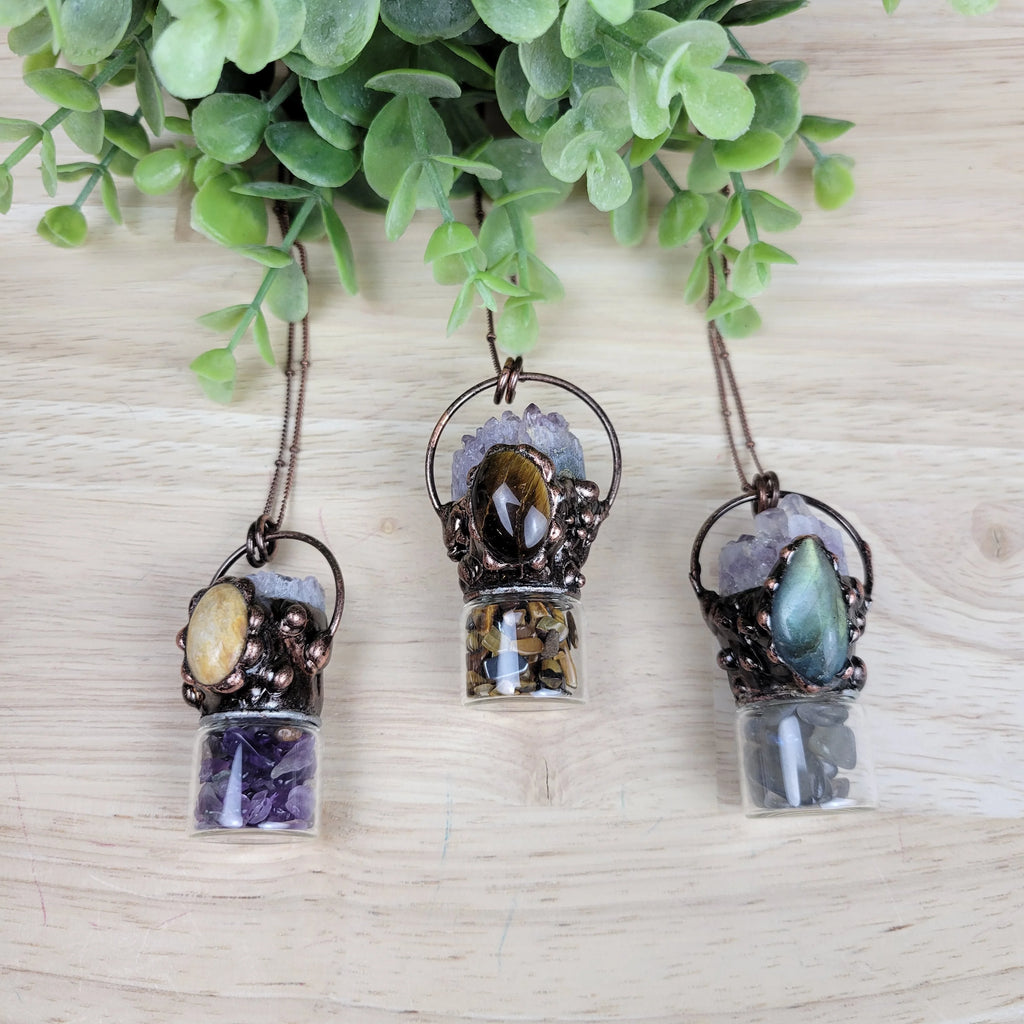 Gemstone Bottle Necklace with Accent Stone N3383