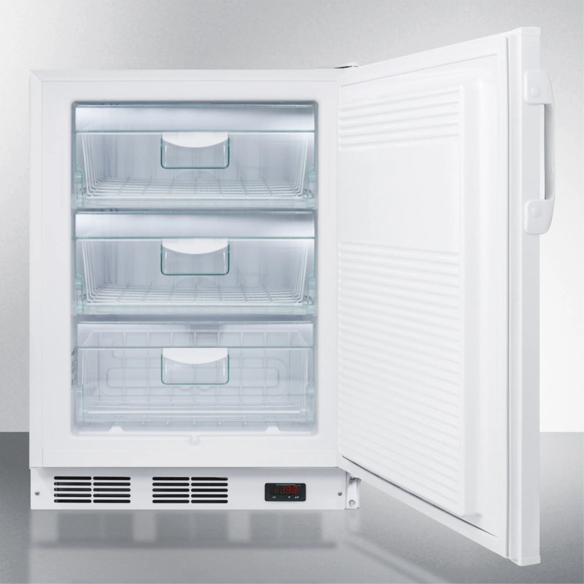 Upright Freezer O9631