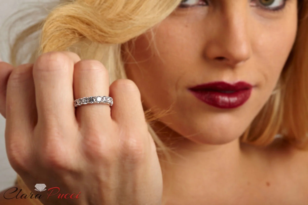 18K White Gold Simulated Diamond Engagement Ring Band R153211
