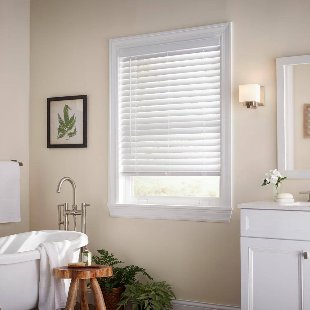 White Cordless Faux Wood Blind F1484