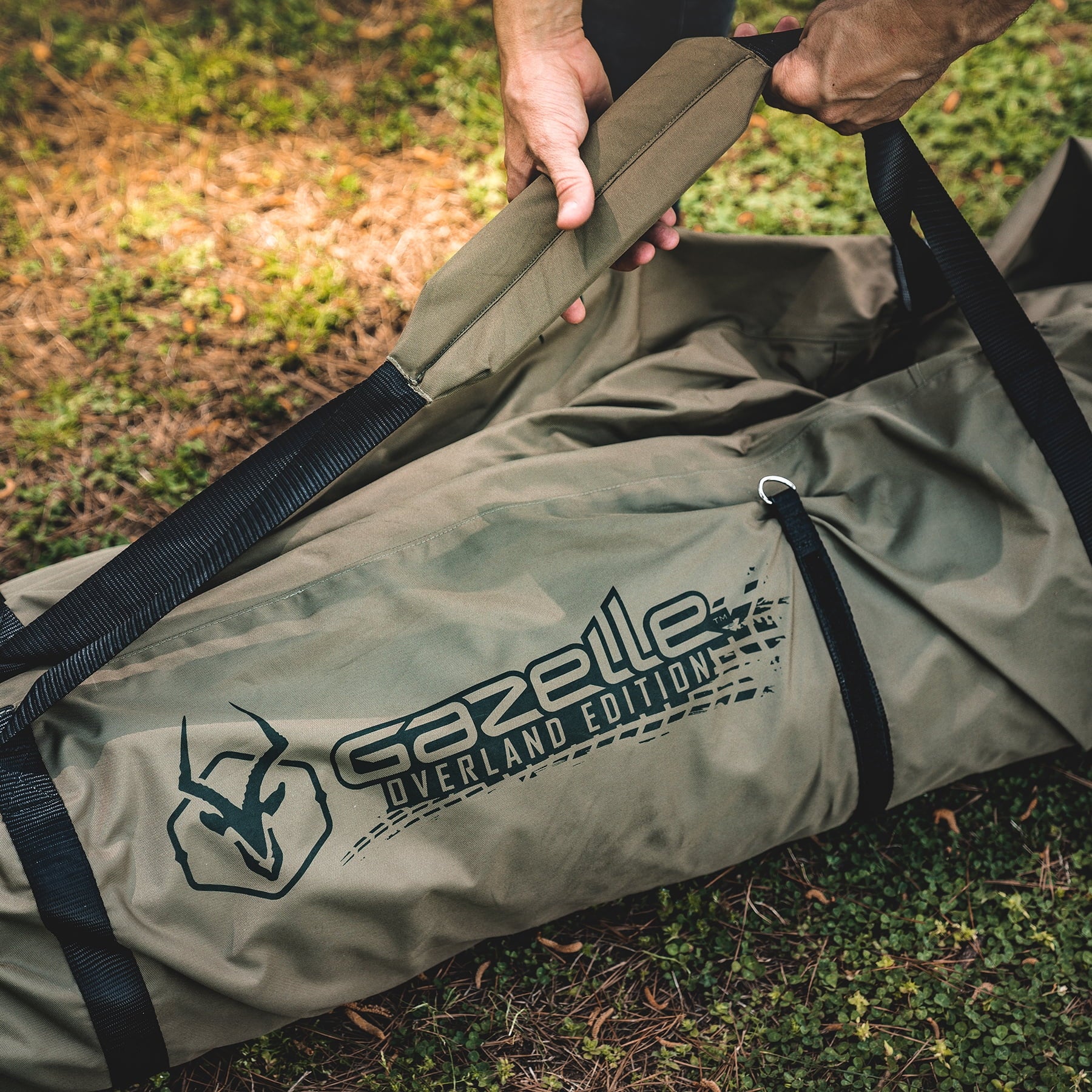 4-8 Person Alpine Green Camping Tent R9951