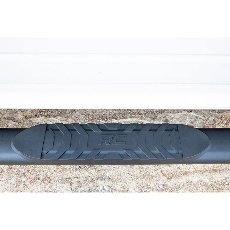 Oval Nerf Step Bars for Ram 1500 Crew Cab M696